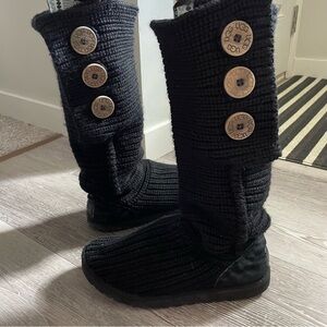 UGG Classic Cardy Knit Sweater Roll Down Winter Boots Black Size 7